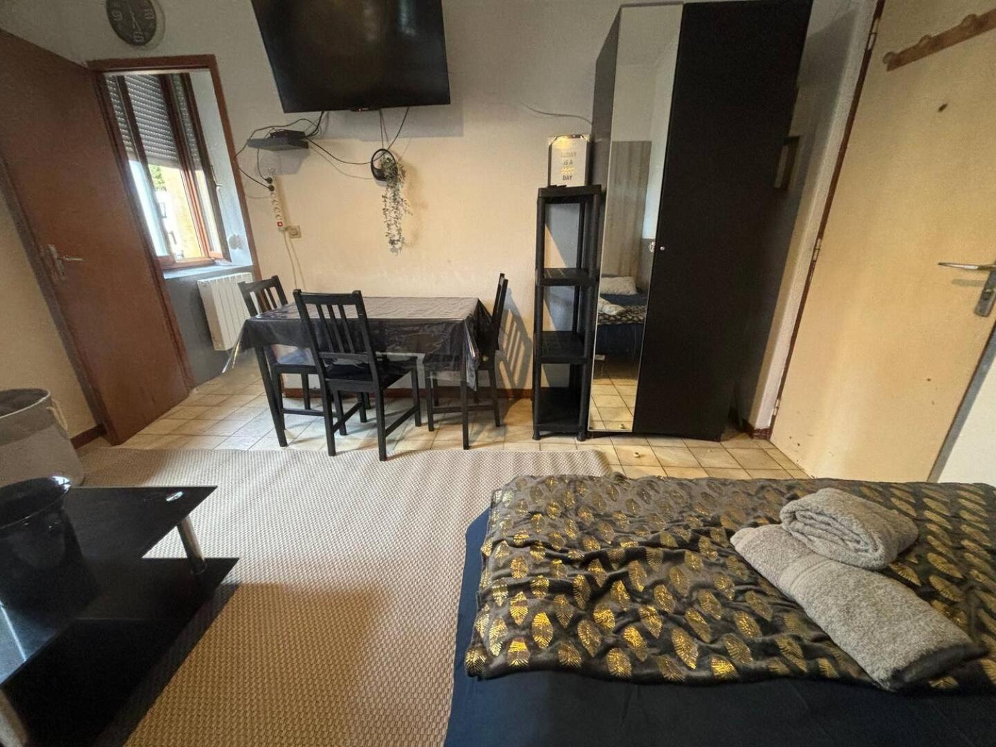 Le Lorrain Wifi Un Sejour A Part Apartment Metz Exterior foto