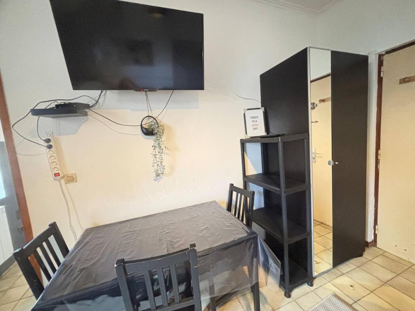 Le Lorrain Wifi Un Sejour A Part Apartment Metz Exterior foto