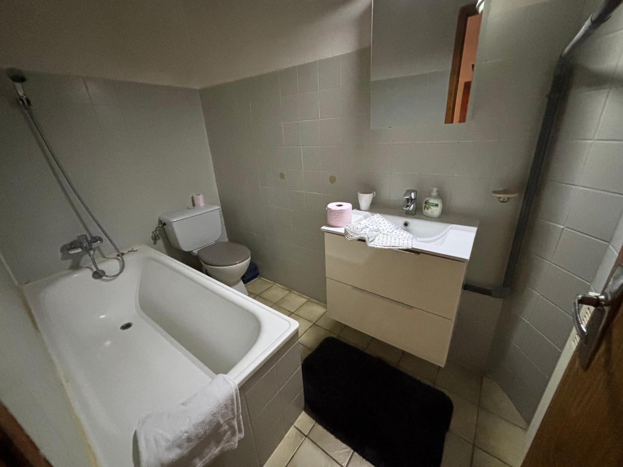 Le Lorrain Wifi Un Sejour A Part Apartment Metz Exterior foto
